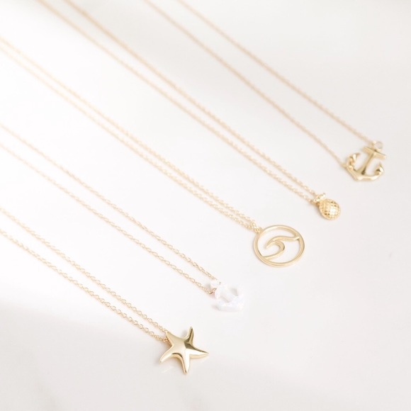 Anchor Necklace | 14k Gold Plated 925 Silver - Picture 6 of 8